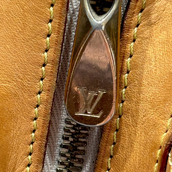 Louis Vuitton Claudia Black Multicolored Murakami Bag - Picture 12 of 17